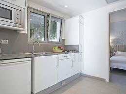 Castellmar Apartments