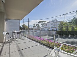 Castellmar Apartments