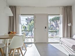 Castellmar Apartments