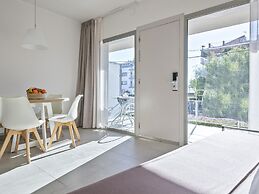 Castellmar Apartments