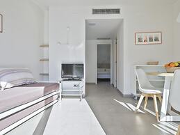 Castellmar Apartments