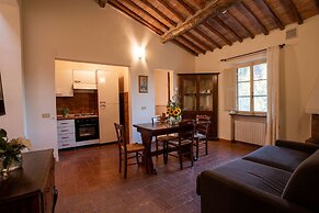 Residence Borgo San Lorenzo a Linari