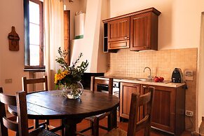 Residence Borgo San Lorenzo a Linari
