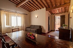 Residence Borgo San Lorenzo a Linari