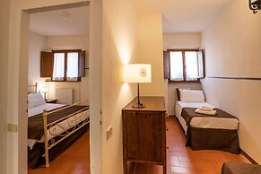 Residence Borgo San Lorenzo a Linari