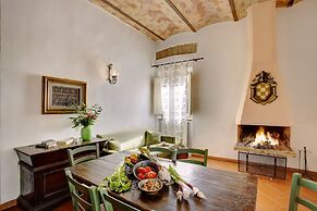 Residence Borgo San Lorenzo a Linari