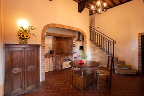 Residence Borgo San Lorenzo a Linari