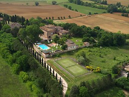 Residence Borgo San Lorenzo a Linari