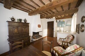 Residence Borgo San Lorenzo a Linari