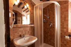Residence Borgo San Lorenzo a Linari