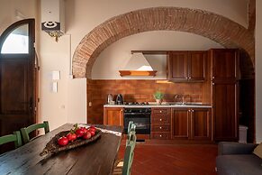 Residence Borgo San Lorenzo a Linari