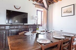 Residence Borgo San Lorenzo a Linari