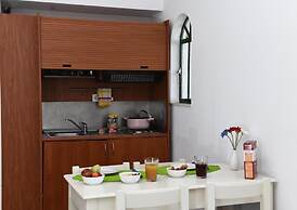Phaistos Hotel