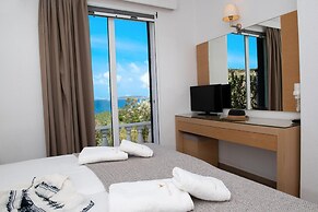 Phaistos Hotel
