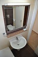 Phaistos Hotel