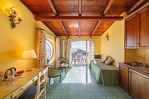 Mendolia Beach Hotel