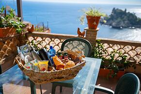 Mendolia Beach Hotel