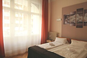 Hotel Pension Elegia am Kurfürstendamm