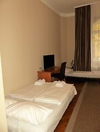 Hotel Pension Elegia am Kurfürstendamm