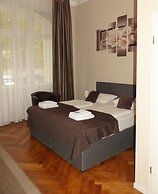 Hotel Pension Elegia am Kurfürstendamm