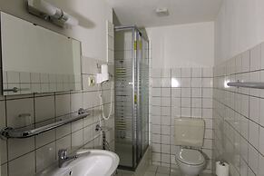 Hotel Pension Elegia am Kurfürstendamm