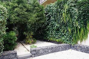 Rosso Vulcano Bed & Breakfast