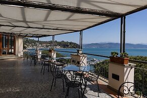 Hotel Paradiso