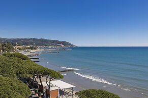 B&B Hotel Diano Marina Palace