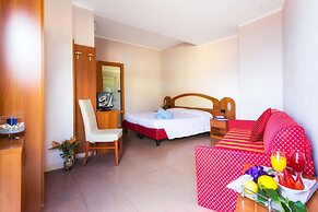 Piccolo Hotel