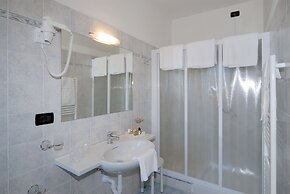 Piccolo Hotel