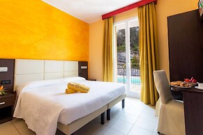 Piccolo Hotel