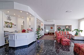 Hotel Ariston Montecarlo