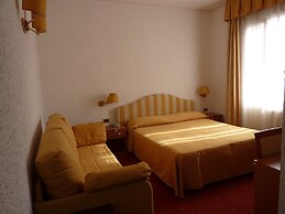 Hotel Ariston Montecarlo