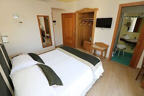 Hotel Tourist