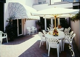 Hotel Prestige