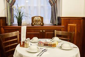 Regency House