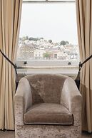 The Royal Hotel