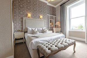 The Royal Hotel