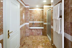 HOTEL TERME DUE TORRI – Adults Hideaway & SPA