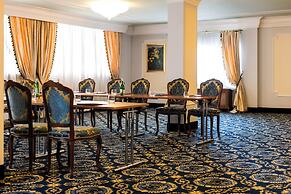 HOTEL TERME DUE TORRI – Adults Hideaway & SPA