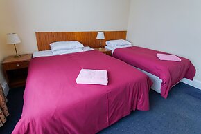 Avoca House Hotel