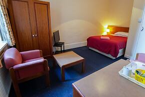 Avoca House Hotel