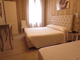Hotel Bridge