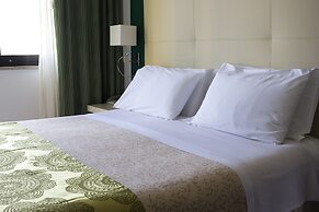 Green Park Hotel