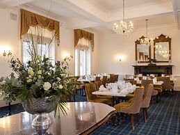 The Grant Arms Hotel
