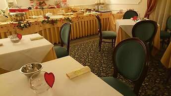 Hotel Royal