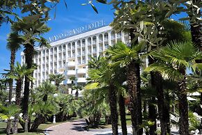 ABANO GRAND HOTEL – Lifestyle Spa & Fine Dining