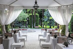 ABANO GRAND HOTEL – Lifestyle Spa & Fine Dining