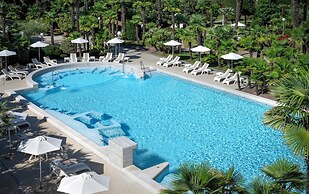 ABANO GRAND HOTEL – Lifestyle Spa & Fine Dining