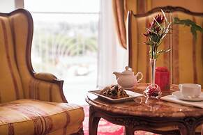 ABANO GRAND HOTEL – Lifestyle Spa & Fine Dining
